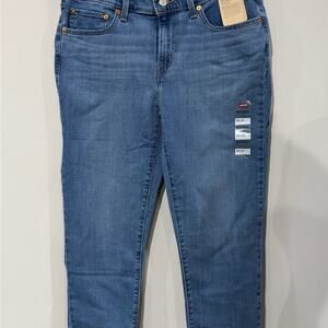 BNWT Levi’s Boyfriend Jeans – Stellar Stretch (Mid Rise)  Size 30